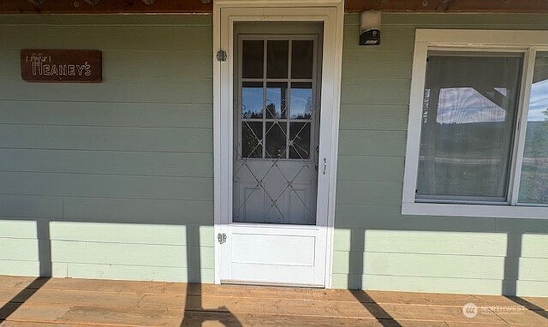 4th image of 296 Mossyrock Road W