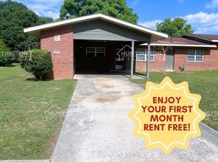 618 Kelly St, Warner Robins, GA 31098