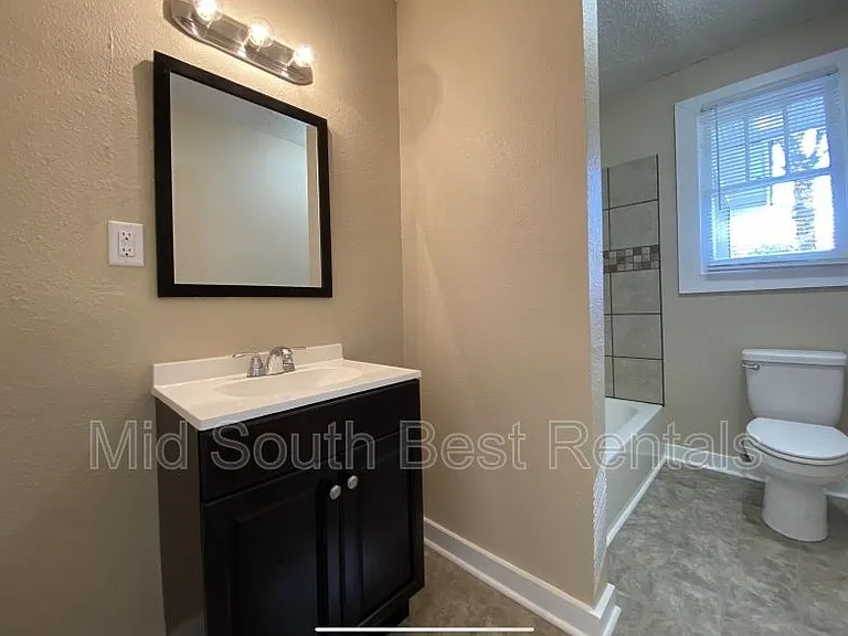 1800 W Long 17th St — Photo 5