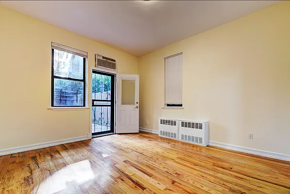 Rented by REAL New York | media 7