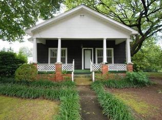 38 Weakley St, Florence, AL 35630