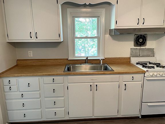 Over-sized sink