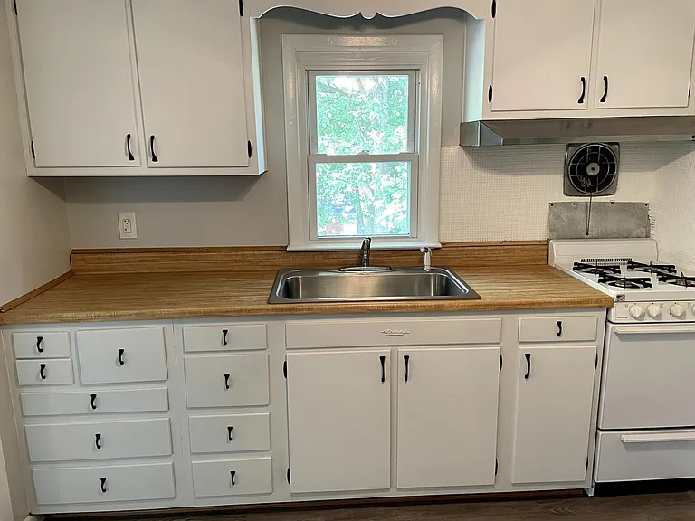 Over-sized sink