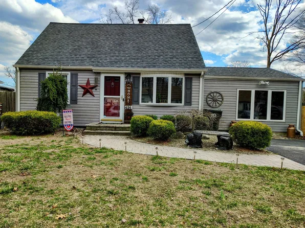 434 Shady Lane, Howell, NJ 07731