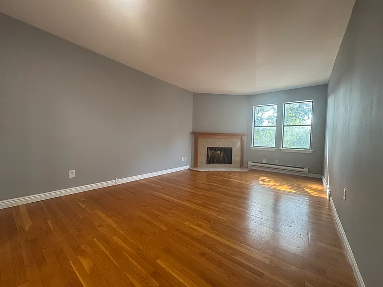 20 Townley St #C-3 — Photo 8