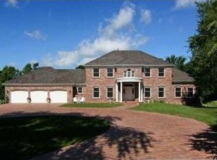 1749 N Farm Rd, Long Lake, MN 55356