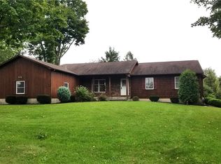 6216 Lakeshore Rd, Cicero, NY 13039