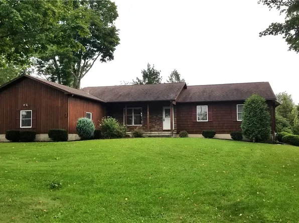 6216 Lakeshore Rd, Cicero, NY 13039