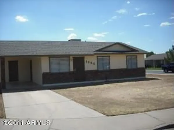 1340 N Hillcrest Cir, Mesa, AZ 85201