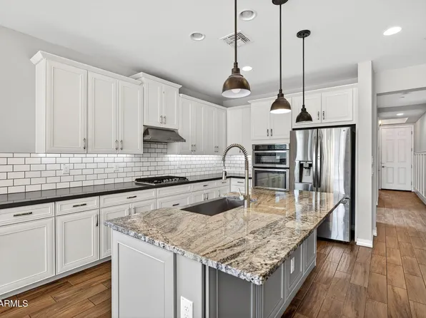 12124 W PEAK VIEW Road, Peoria, AZ 85383