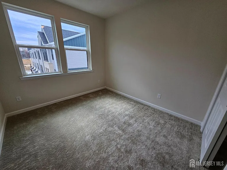 605 Parker Blvd — Photo 18