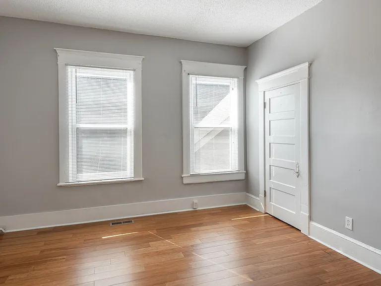 808 E M L King Blvd #808 — Photo 12