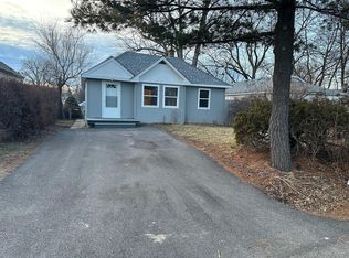 1530 N Park Dr, Round Lake Beach, IL 60073