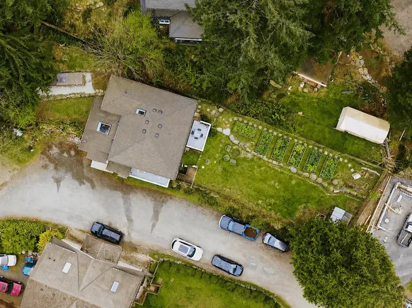 1288 Eagle Cliff Rd, Bowen Island, BC V0N 1G1
