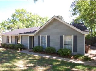7017 Woodlea Dr S, Mobile, AL 36695