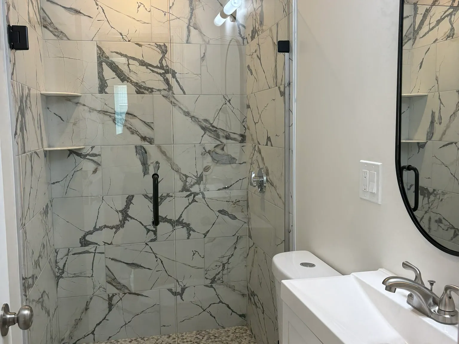 3 bed, $3,500 — Photo 2