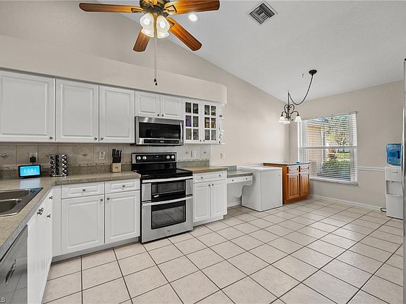 4th image of 5810 Greenwood CIR #73