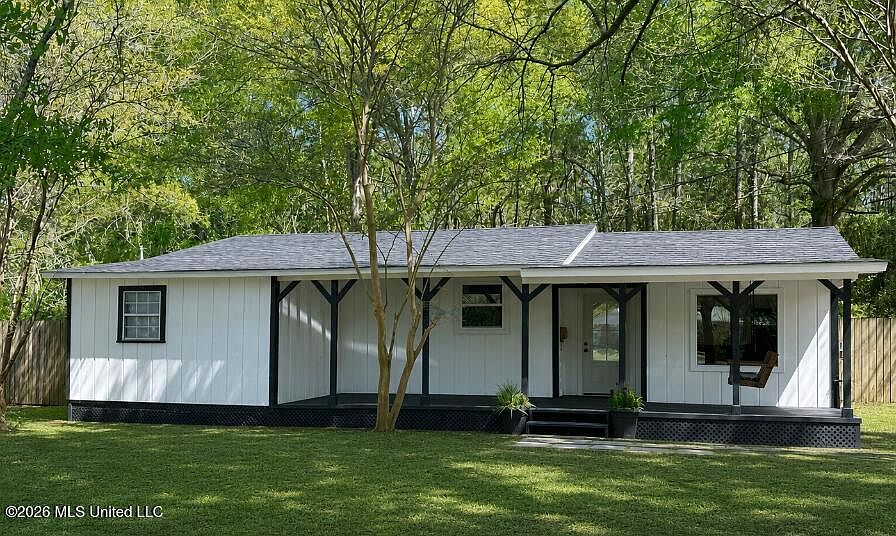 1st image of 3012 Ridgedale Rd