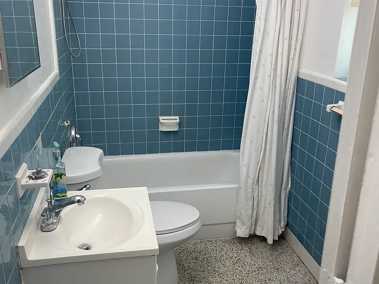 1716 SW 3rd St #3 — Photo 7