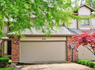 8118 Foxchase Cir, Indianapolis, IN 46256