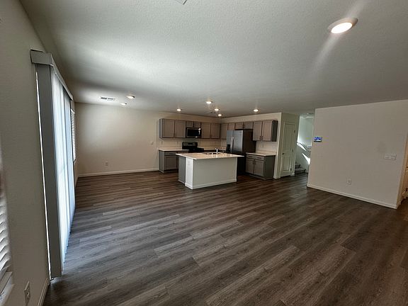 2nd image of 2625 Snapdragon Falls Ave