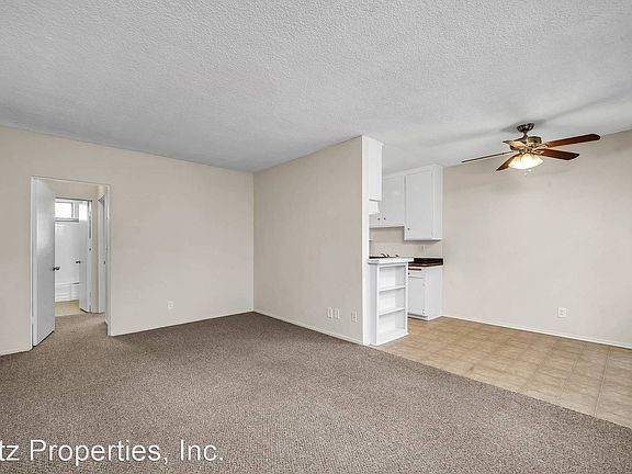 2nd image of 5044 Maplewood Ave APT 5