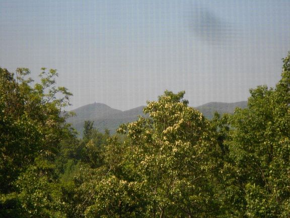 4th image of 595 Kanuga St
