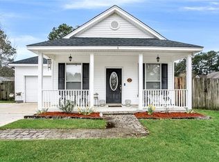 409 Ryan Ave, Abita Springs, LA 70420