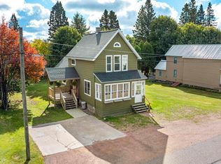56966 Rockland St, Calumet, MI 49913