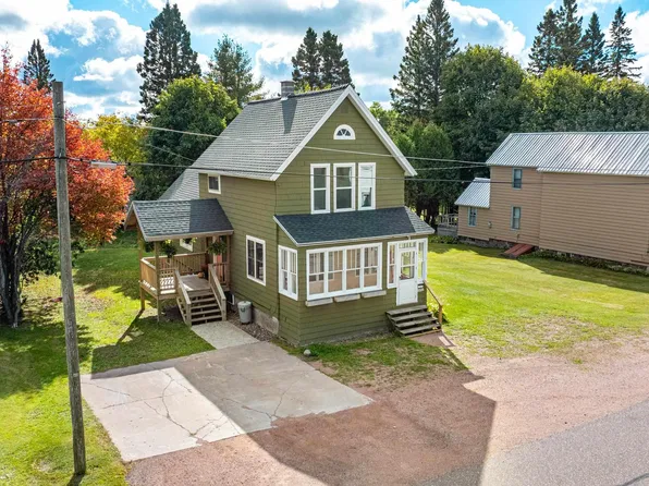 56966 Rockland St, Calumet, MI 49913