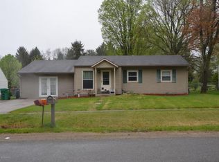 1215 Lawndale Ave, Niles, MI 49120