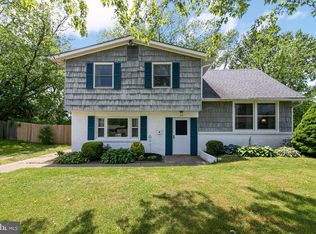 13 Wexford Rd, Gibbsboro, NJ 08026