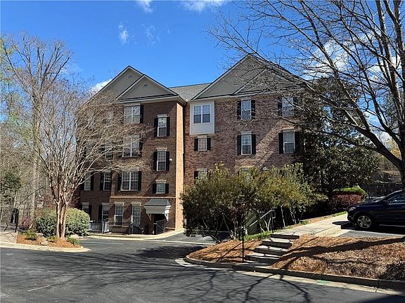 2nd image of 4885 Ivy Ridge Dr SE #101