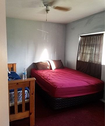 3rd image of 10438 Victoria Ave
