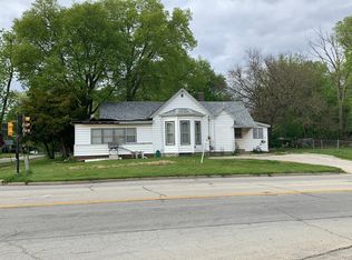 516 S Madison St, Clinton, IL 61727