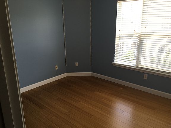 2nd image of 1811 Lincoya Bay Dr
