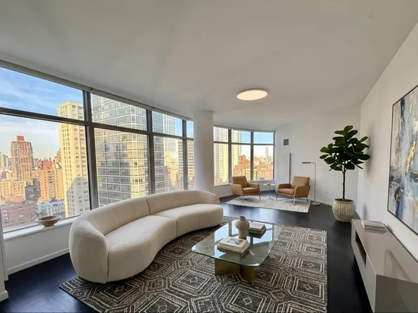 250 E 54th St, New York, NY