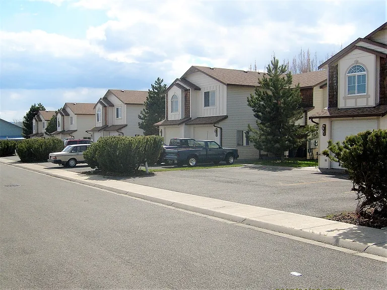 406 E Helena Ave. — Photo 28