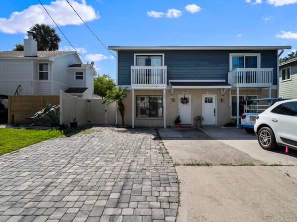122 Pine St