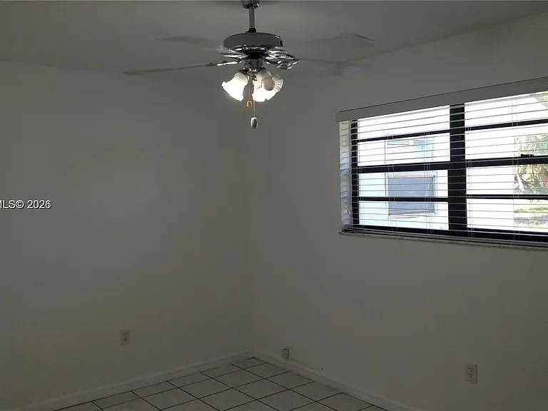 19600 SW 256th St — Photo 15