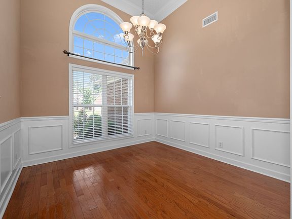 5th image of 4661 Forsman Ct