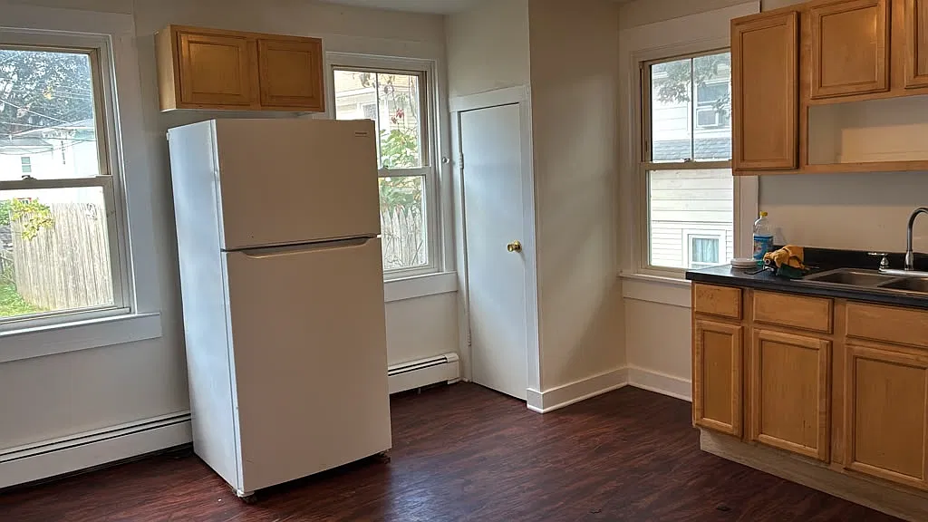 2 bed, $1,700 — Photo 2