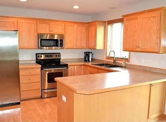 4th image of 20857 Granada Avenue Ct N