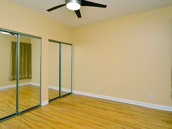 5th image of 4923 N Winthrop Ave APT 2N