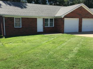 3312 River Oaks Blvd, Paducah, KY 42001