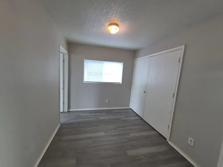 4526 Safe Hbr — Photo 12