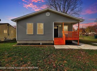 3126 Viking Rd, Lansing, MI 48911