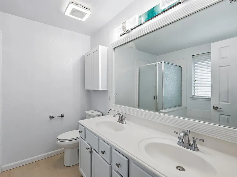 417 Niagara Falls Dr — Photo 21