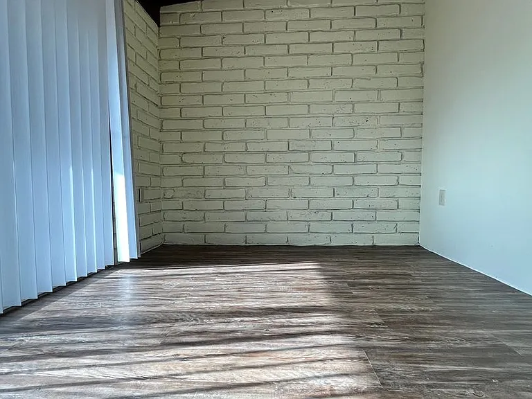 3627 E Lee St — Photo 15