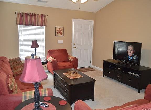 4th image of 3073 Teton Dr